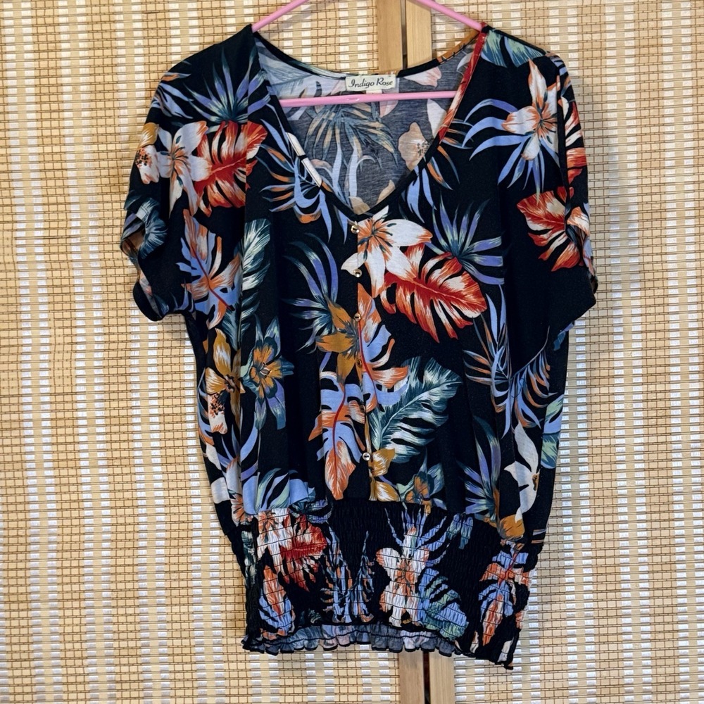 Indigo Rose Womens L Top Multi Smocked Bottom Floral Tropical Vacation Granny